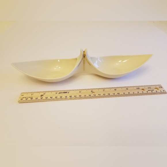 Lenox Vintage Double Sided Serving Dish with Gold Accents - Picture 10 of 13